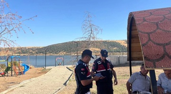 Sandıklı'da jandarma denetiminde 320 kişi sorgulandı, 5 bin lira ceza uygulandı