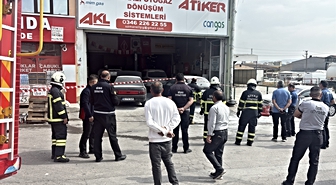 Sivas'ta LPG dönüşüm servisinde tank değişimi sırasında patlama çıktı, 5 kişi yaralandı