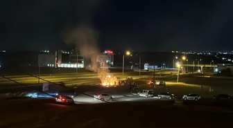 Tekirdağ Ergene'de düğünde atılan havai fişekler otluk alanda yangın çıkardı
