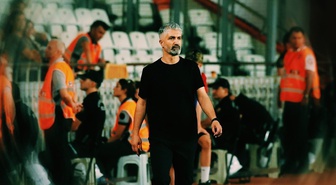 Teknik direktör Murat Yıldırım, Vanspor FK ile karşılıklı anlaşarak yollarını ayırdı.