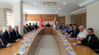 Aydın'da ilçe müftüleri, din hizmetleri ve eğitim faaliyetlerini değerlendirdi