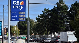 Belçika'da dizel litre fiyatı 2,501 avroya çıkarak tüm zamanların rekorunu kırdı