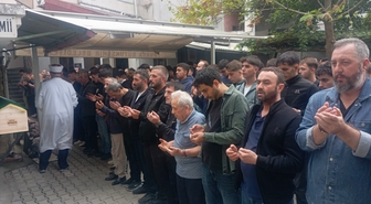 Bursa'da trafik kazasında yaralanıp ölen motosiklet sürücüsü Orhangazi'de defnedildi