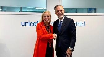 Dışişleri Bakan Yardımcısı Gümrükçü, New York'ta UNICEF yetkilisiyle görüştü