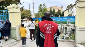 Edirne’de İl Emniyet Müdürlüğü 147 okulda 64 güvenli eğitim personeli görevlendirdi