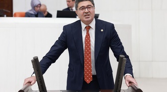 Ensar Aytekin, Turgutlu'daki okul saldırısında yaralanan 10 öğrenciye şifa diledi