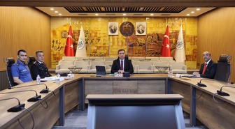 Erzincan Valisi Aydoğdu, 81 il valisinin olduğu okul güvenliği toplantısına katıldı