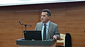 Kastamonu Üniversitesi Rektörü, öğrencilere yapay zekanın mimarı olacaklarını söyledi