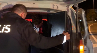 Kayseri'de alkollü sürücü polis kovalamacası sonunda yakalandı, 400 bin TL ceza aldı