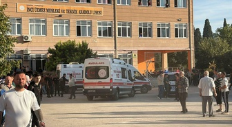 Manisa Turgutlu'da lise yakınında av tüfeğiyle açılan ateşte 11 öğrenci yaralandı