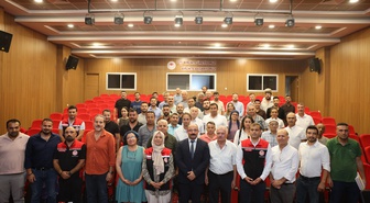 Muğla'da Çam Balı Takip Sistemi pilot uygulama kapsamında 50 arıcıya tanıtıldı