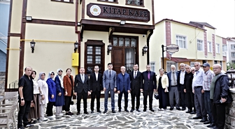 Samsun Alaçam'da 30 yıl atıl kalan tarihi konak Kitap Kafe olarak hizmete açıldı