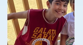 Adana Kozan'da otomobil takla attı, ağır yaralı 13 yaşındaki çocuk 13 gün sonra öldü