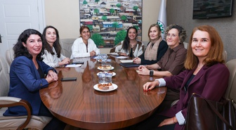 DEM Parti Eş Genel Başkanı Hatimoğulları, EŞİK üyelerini genel merkezde kabul etti
