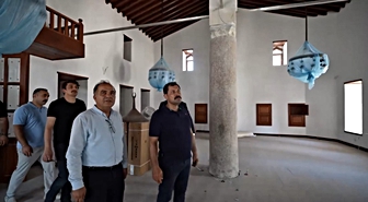 Hatay Valisi Masatlı, Mahremiye ve Şeyh Ali camilerindeki restorasyonu inceledi