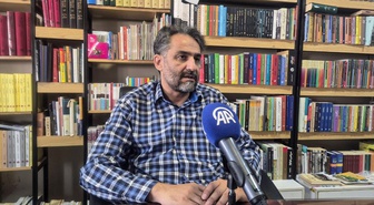 İran'da kağıt fiyatları arttı, kitap baskı adetleri 2 bin 500'den 800'e düştü
