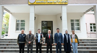Kırklareli'de Vali Turan, Fen ve İmam Hatip Liselerinde öğrencilerle sohbet etti