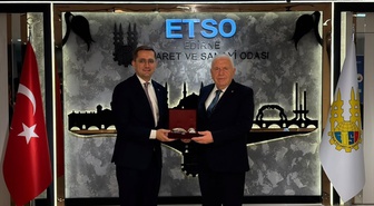 Kosova İstanbul Başkonsolosu Zeka, ETSO'yu ziyaret ederek ticari iş birliğini görüştü