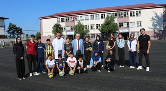 Of Milli Eğitim Müdürü Kabahasanoğlu, Kıyıcık'taki okulda incelemelerde bulundu