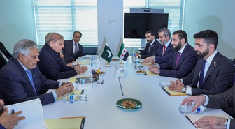 Pakistan Başbakanı Şerif, Suriye Cumhurbaşkanı Şara ile New York'ta görüştü