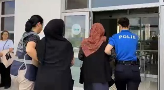 Samsun Çarşamba'da 70 bin liralık ziynet eşyası çalan 2 kadın şüpheli tutuklandı.