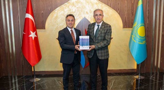 TOGÜ Rektörü Yılmaz, Karaman ve Argun'la eğitim, bilim ve kültür iş birliğini görüştü