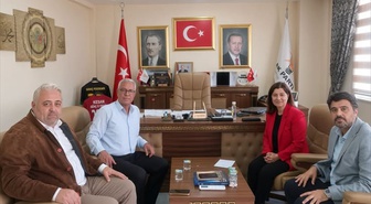 AK Parti Edirne Milletvekili Fatma Aksal, Keşan'da Roman derneğiyle görüştü