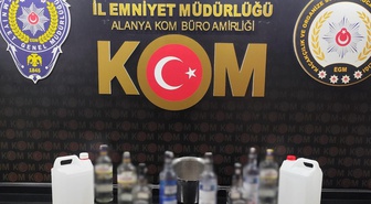 Antalya'da KOM'un son iki haftalık operasyonlarında 17 şüpheli tutuklandı