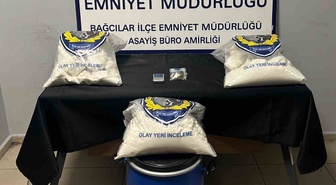 Bağcılar'da depo operasyonunda 22 kilo 970 gram uyuşturucu ham maddesi ele geçirildi