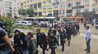 Çorum merkezli araç dolandırıcılığı operasyonunda 18 şüpheli gözaltına alındı
