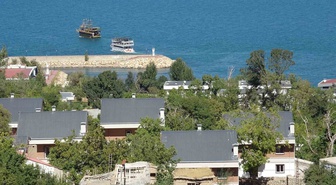 Dernek Başkanı Özdek, Van Gölü'nün silüeti için dikey değil yatay yapılaşma istedi