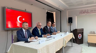 Edirne Milli Eğitim Müdürü Alireisoğlu, Uzunköprü'de okulları gezdi ve toplantı yaptı