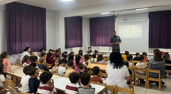 Kızılay, Havza'da kreş ve okullarda öğrencilere afet eğitimi verdi