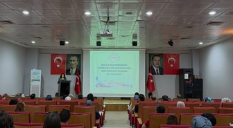 Muş İl Sağlık Müdürlüğü rehber öğretmenlere bağımlılık eğitimi düzenledi