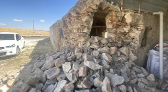 Şanlıurfa Karaköprü'de 5,4'lük deprem Pınarbaşı'nda ev ve ahırlara hasar verdi