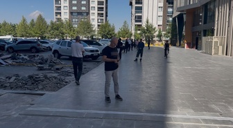 Şanlıurfa Karaköprü merkezli 5.4'lük deprem Diyarbakır'da vatandaşları dışarı çıkardı