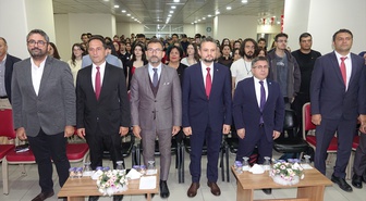 Türkiye Ulusal Ajansı Başkanı Astarcı, Burhaniye Uygulamalı Bilimler Fakültesinde konuştu: