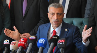 Yenilik Partisi lideri Yılmaz, Yeni Parti'ye birleşme için 5 Ekim'e kadar süre verdi