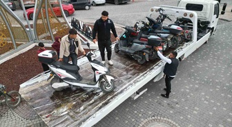 Afyonkarahisar Bolvadin'de 41 motosiklet denetlendi, 36'sı plakasız çıktı