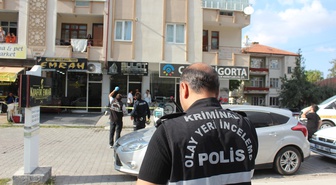 Aksaray'da balkonda çay içerken 5'inci kattan düşen Erol Baysal ağır yaralandı