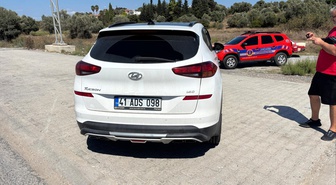 Antalya Manavgat'ta motosiklet ile otomobil çarpıştı, 2 kişi yaralandı