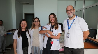 Aydın'da 22 haftalıkken 350 gram doğan Rüzgar bebek, 240 günlük tedaviyle taburcu edildi