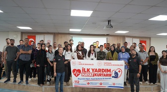 Batman'da okullardaki bahçe görevlileri ilk yardım eğitimi aldı