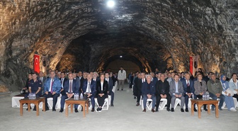 Çankırı'da 150 metre derindeki Tuz Şehri'nde iklim farkındalığı etkinliği yapıldı
