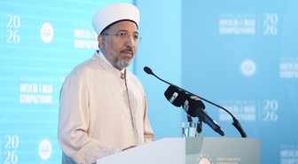 Diyanet Başkanı Arpaguş, dünya krizlerinin çözümü için Hz. Peygamber'i işaret etti