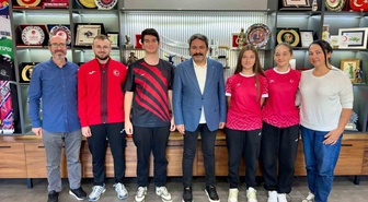 Eskişehirli badmintoncu Beren Su Ulus, çift kızlar kategorisinde Avrupa ikincisi oldu