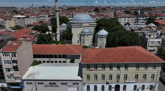 Fatih'teki Davutpaşa Anadolu Lisesi 1485'ten beri eğitim veriyor