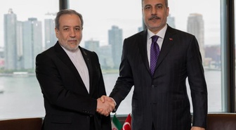 Hakan Fidan'dan New York'ta kritik temas! Arakçi ile bir araya geldi