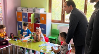 Keban Kaymakamı Onur, 4-6 Yaş Kur'an Kursu'nda miniklerle buluştu