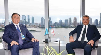 KKTC Cumhurbaşkanı Erhürman, New York'ta TDT Genel Sekreteri Ömüraliyev ile görüştü
